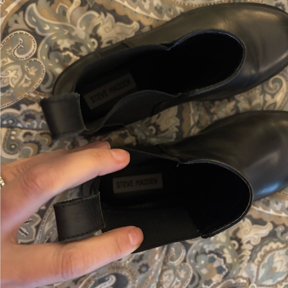 Steve Madden Ladies Leather Gore Chelsea Boot - size 10 - Picture 5 of 5